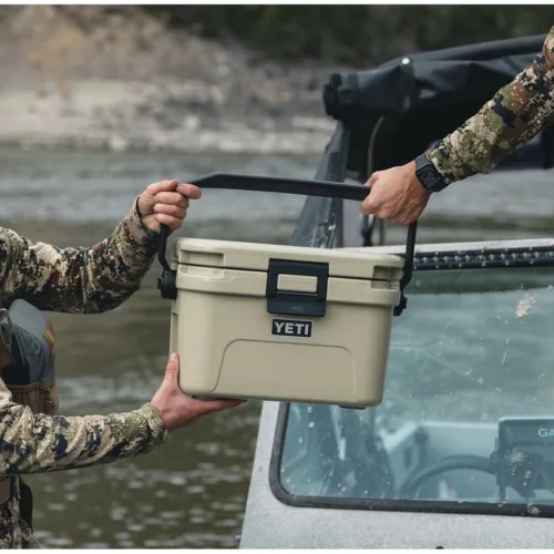 🇺🇸YETI ROADIE 8 HARD COOLER🇺🇸