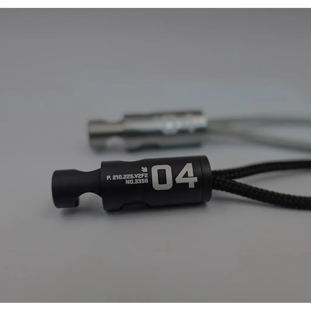 ❗️พร้อมส่ง❗️🇰🇷UNIT/04 04. CLIP x OMA FACTORY🇯🇵