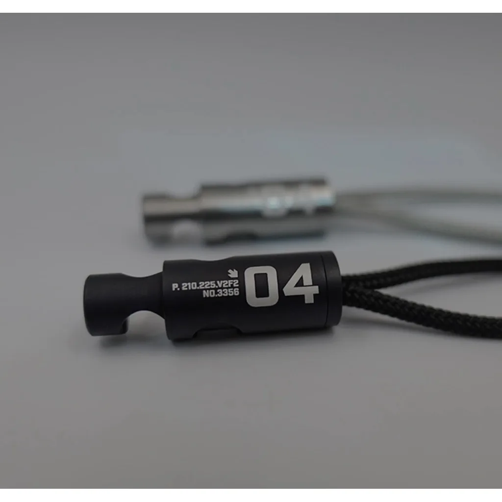 ❗️พร้อมส่ง❗️🇰🇷UNIT/04 04. CLIP x OMA FACTORY🇯🇵